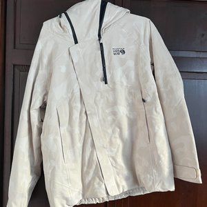Mountain Hardwear Women's Ski/Snowboard Winter Jacket